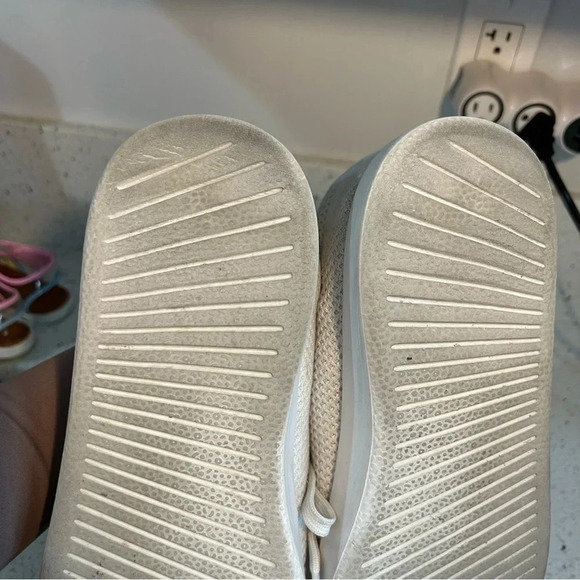 Allbirds Tree Piper White Lace Up Casual Sneaker - Picture 7 of 12